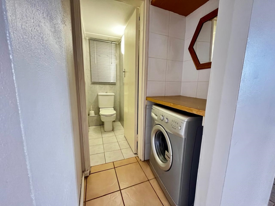 2 Bedroom Property for Sale in Quigney Eastern Cape